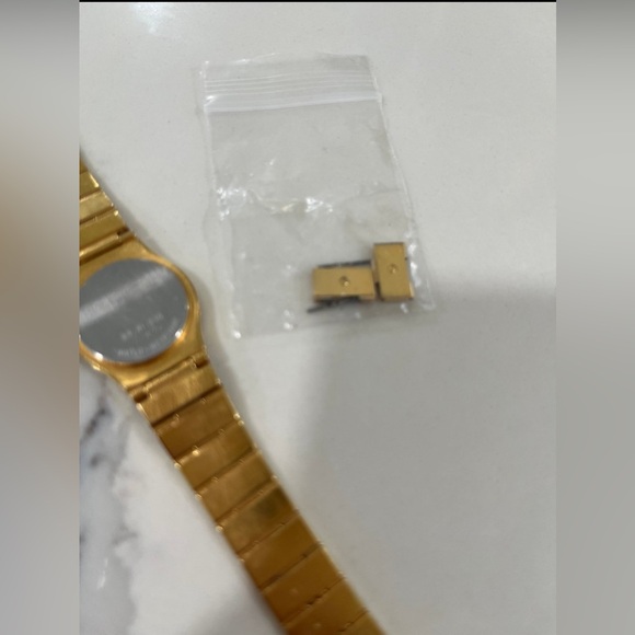 Movado 1990’s Authentic Watch - Picture 3 of 6